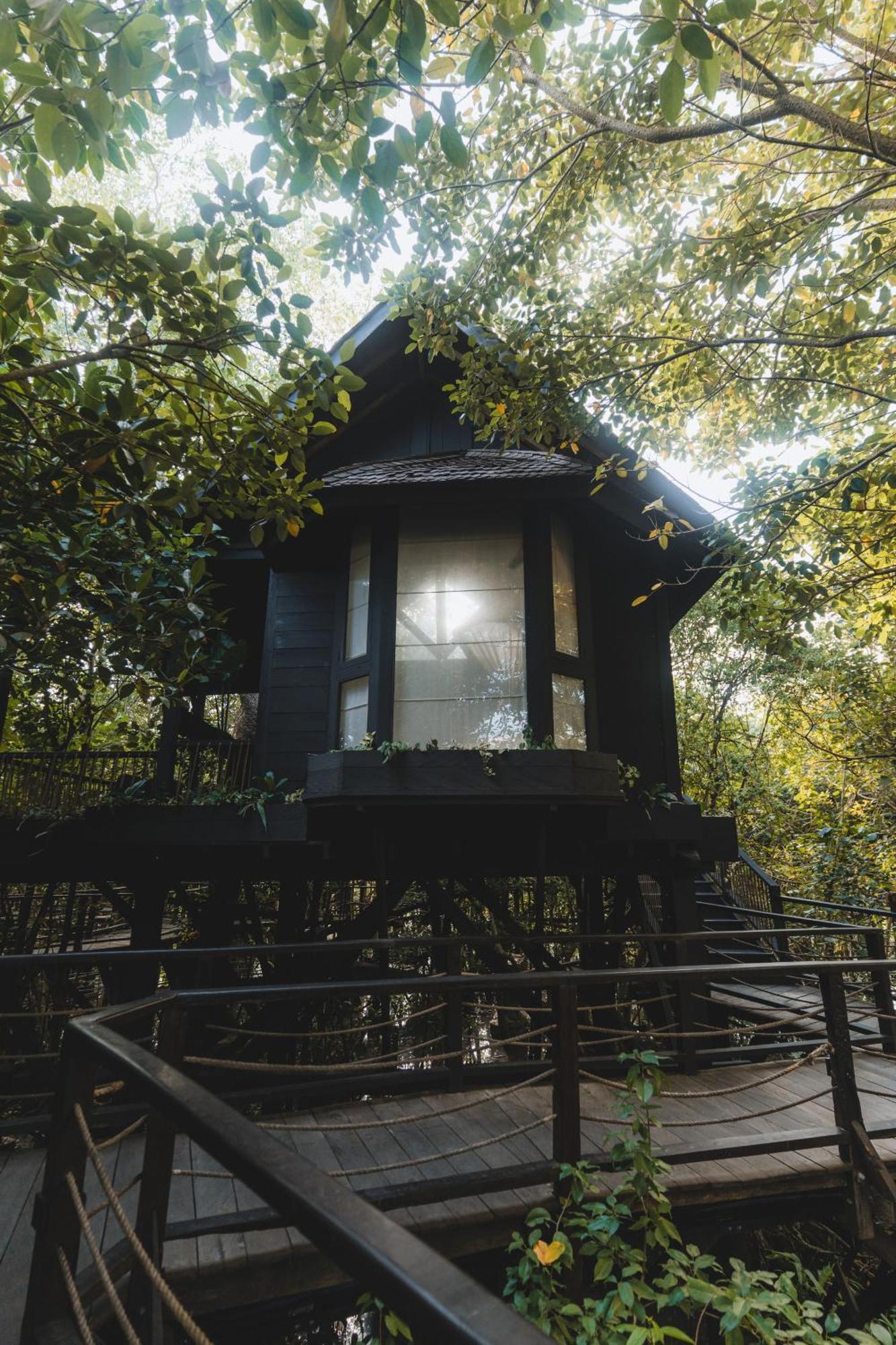 Oshom Bali At Nuanu Creative City Tanah Lot Rum bild